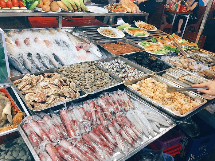 Mua mực ống Quảng Ninh ở các chợ hải sản